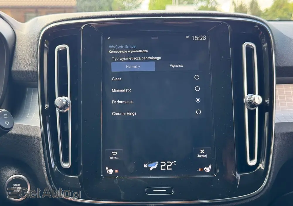 VOLVO XC 40 D3 Momentum Pro