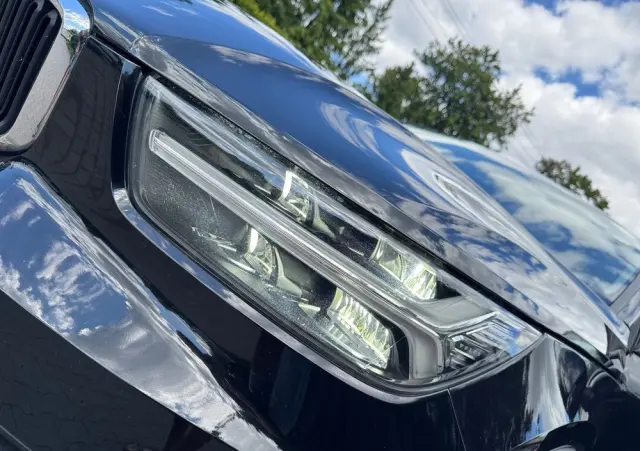 VOLVO XC 40 D3 Momentum Pro