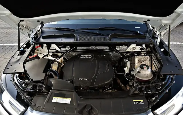 AUDI Q5 2.0 TFSI Quattro S tronic