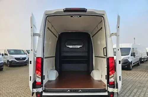 IVECO 35s16 