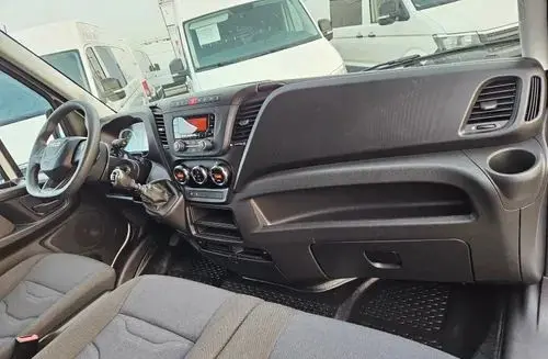 IVECO 35s16 