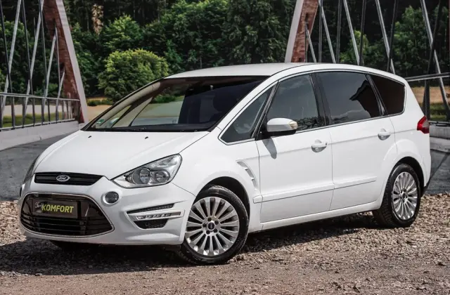 FORD S-Max 2.0 FF Titanium