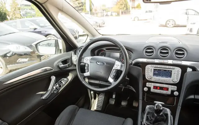 FORD S-Max 2.0 FF Titanium