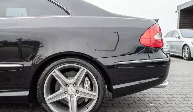 MERCEDES-BENZ CLK 