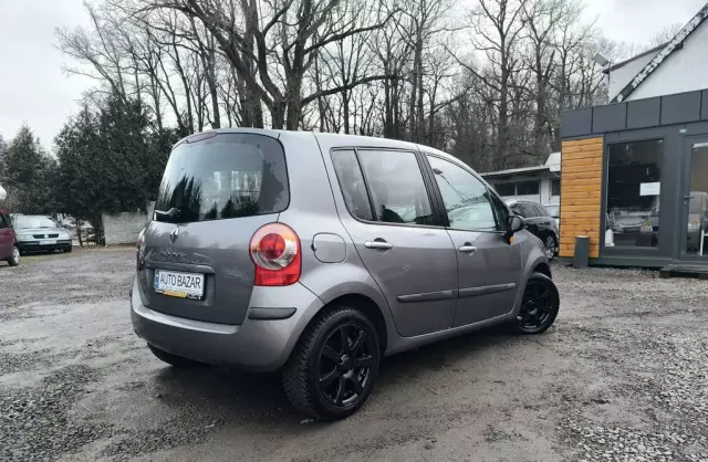 RENAULT Modus 