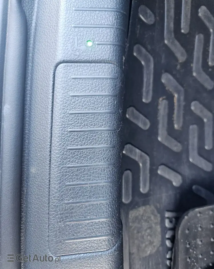 VOLKSWAGEN Golf 1.4 TSI BlueMotion Technology DSG Cup