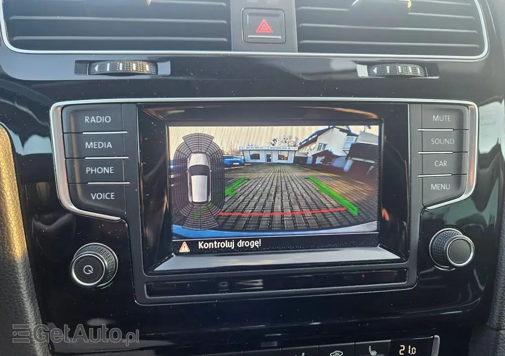 VOLKSWAGEN Golf 1.4 TSI BlueMotion Technology DSG Cup