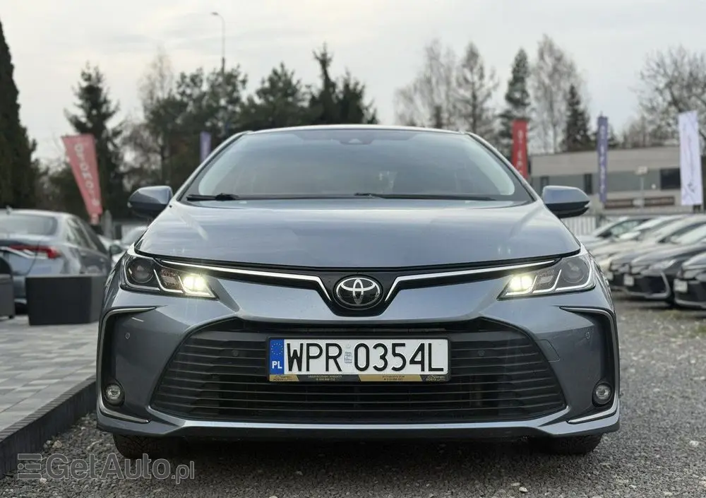 TOYOTA Corolla 1.5 Style