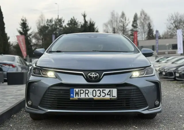 TOYOTA Corolla 1.5 Style