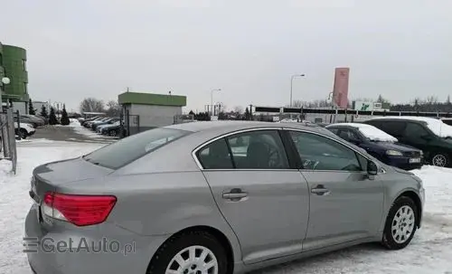 TOYOTA Avensis 