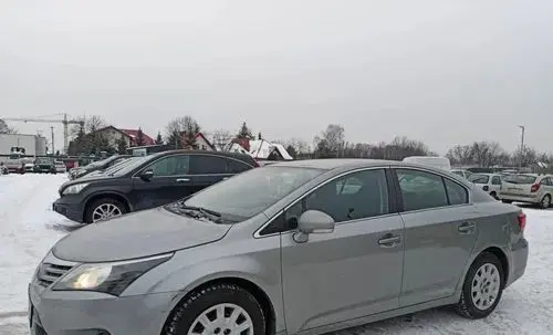 TOYOTA Avensis 