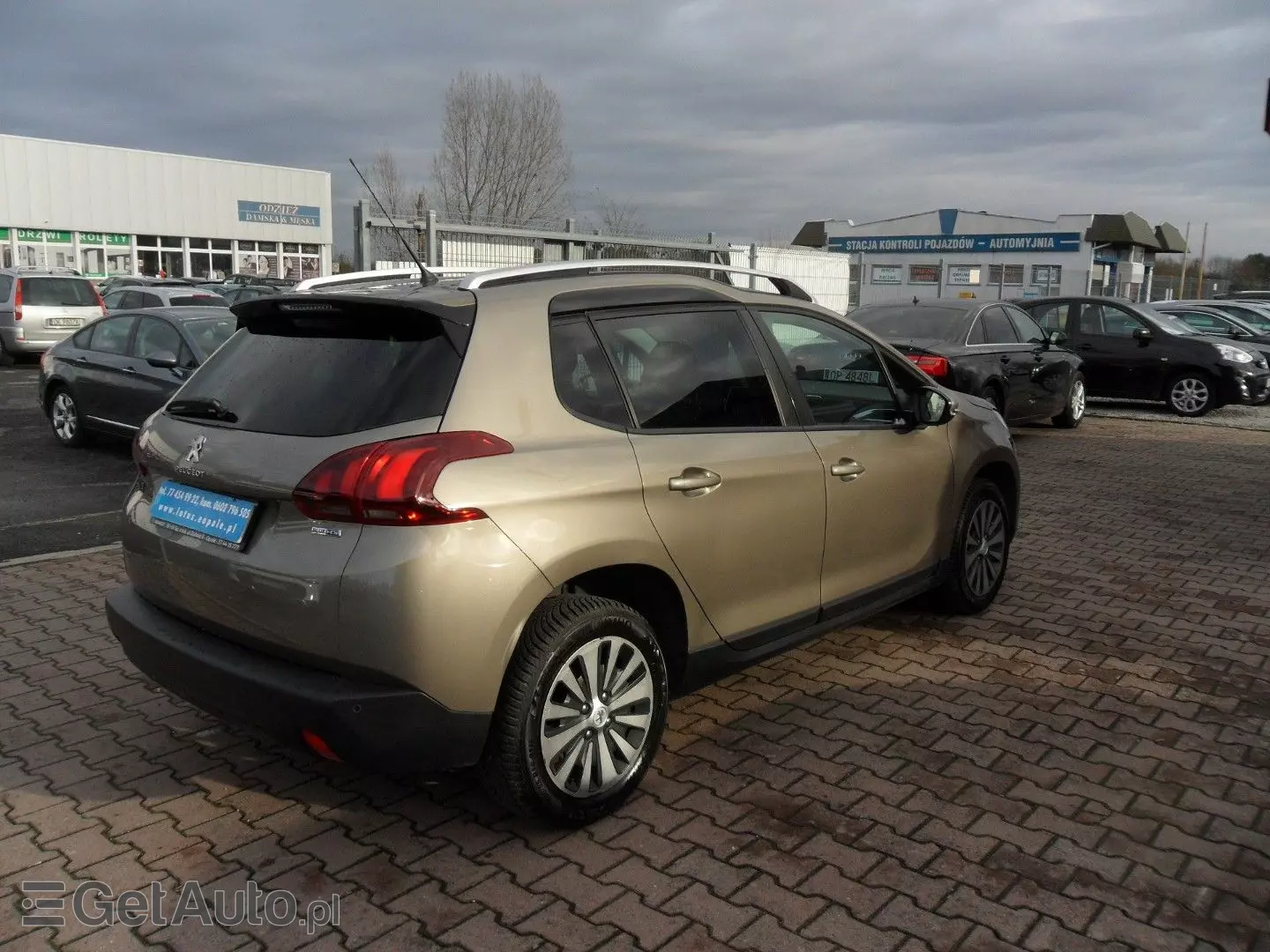 PEUGEOT 2008 