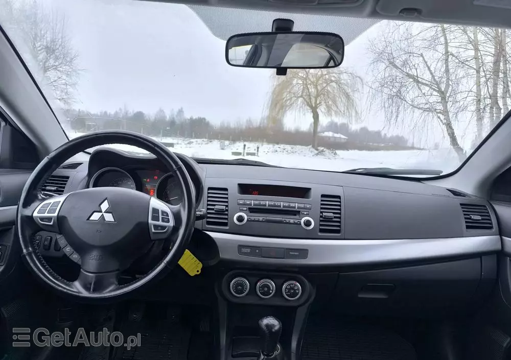 MITSUBISHI Lancer 1.8 Intense