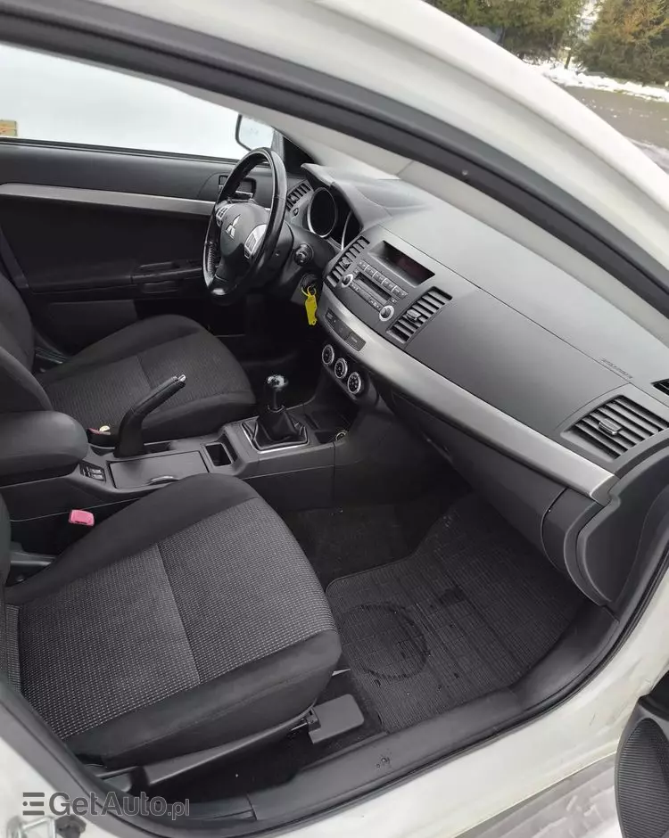 MITSUBISHI Lancer 1.8 Intense