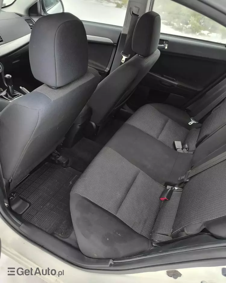 MITSUBISHI Lancer 1.8 Intense