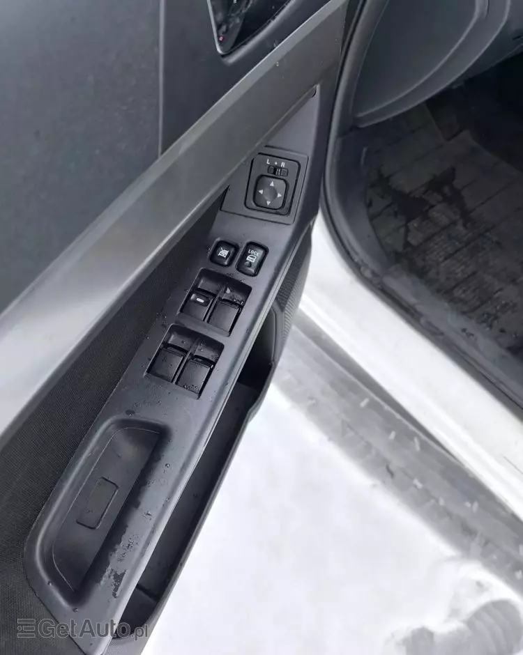 MITSUBISHI Lancer 1.8 Intense