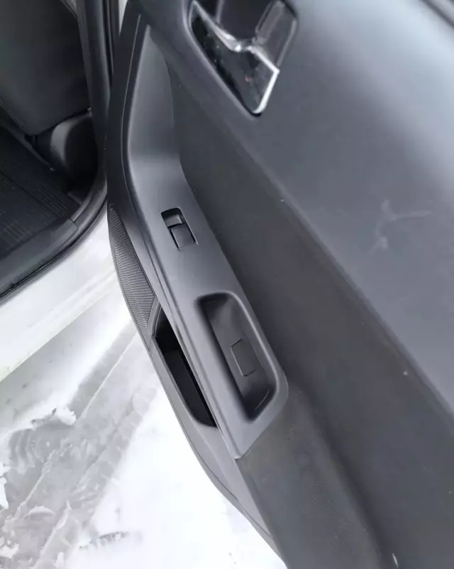 MITSUBISHI Lancer 1.8 Intense