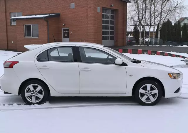 MITSUBISHI Lancer 1.8 Intense