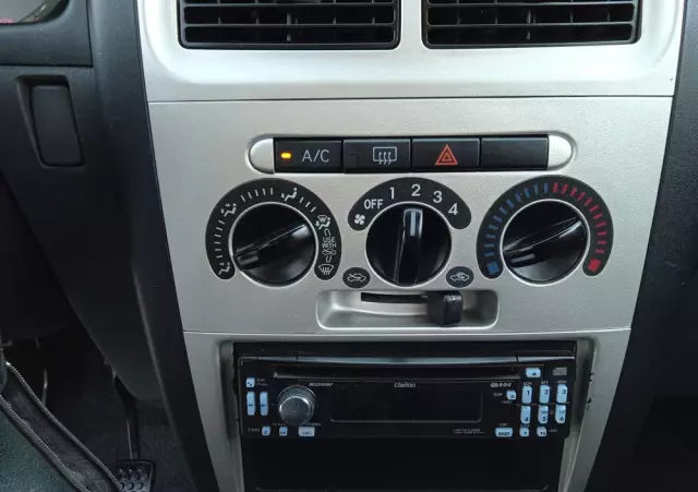 DAIHATSU Cuore 1.0 Plus