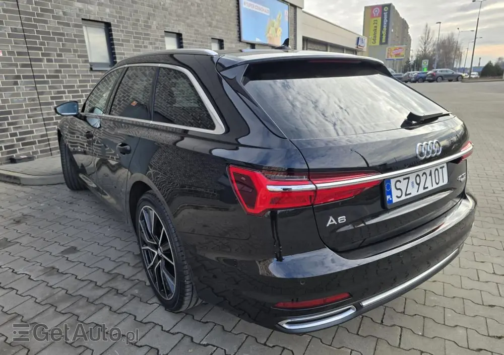 AUDI A6 Avant 40 TDI quattro S tronic sport