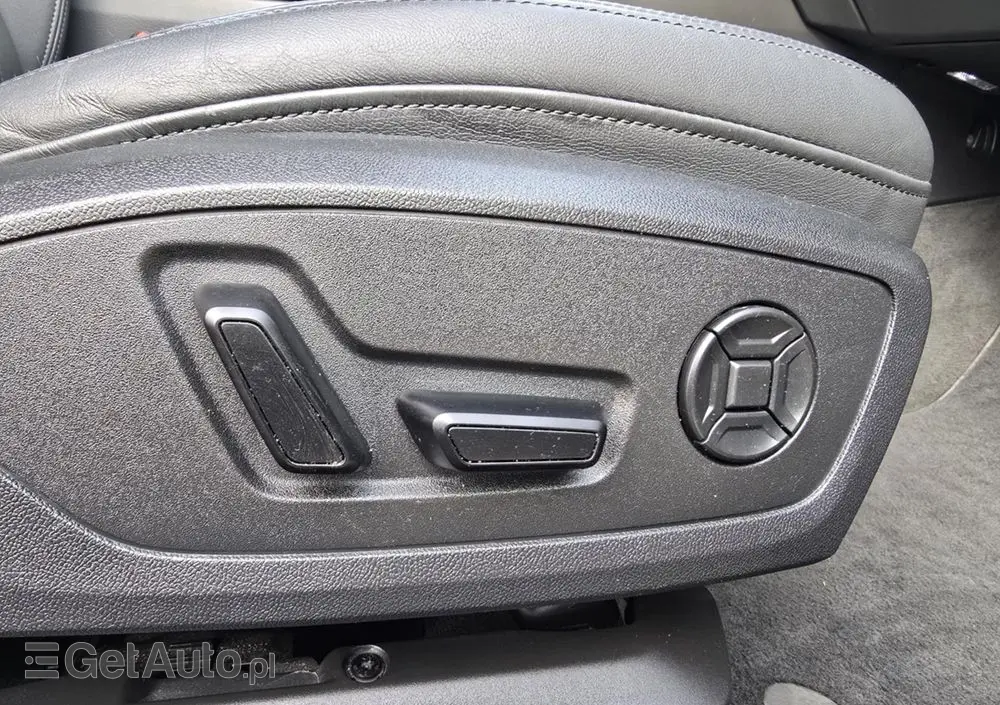 AUDI A6 Avant 40 TDI quattro S tronic sport