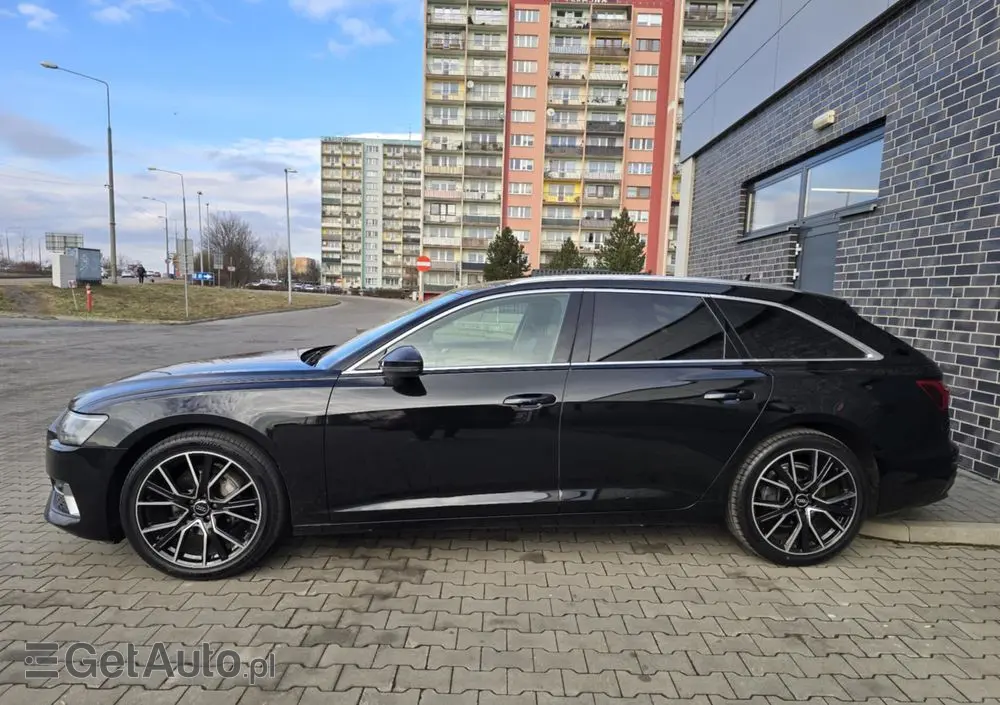 AUDI A6 Avant 40 TDI quattro S tronic sport