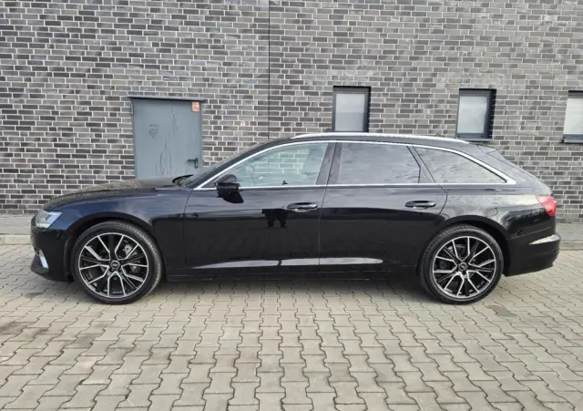 AUDI A6 Avant 40 TDI quattro S tronic sport
