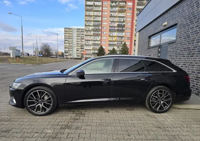AUDI A6 Avant 40 TDI quattro S tronic sport