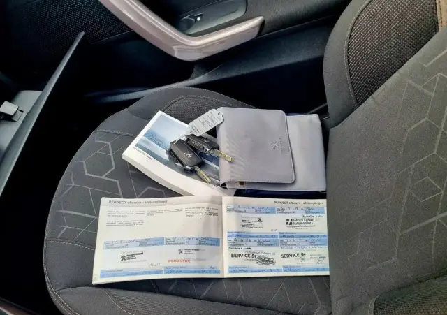 PEUGEOT 2008 82 VTI Active