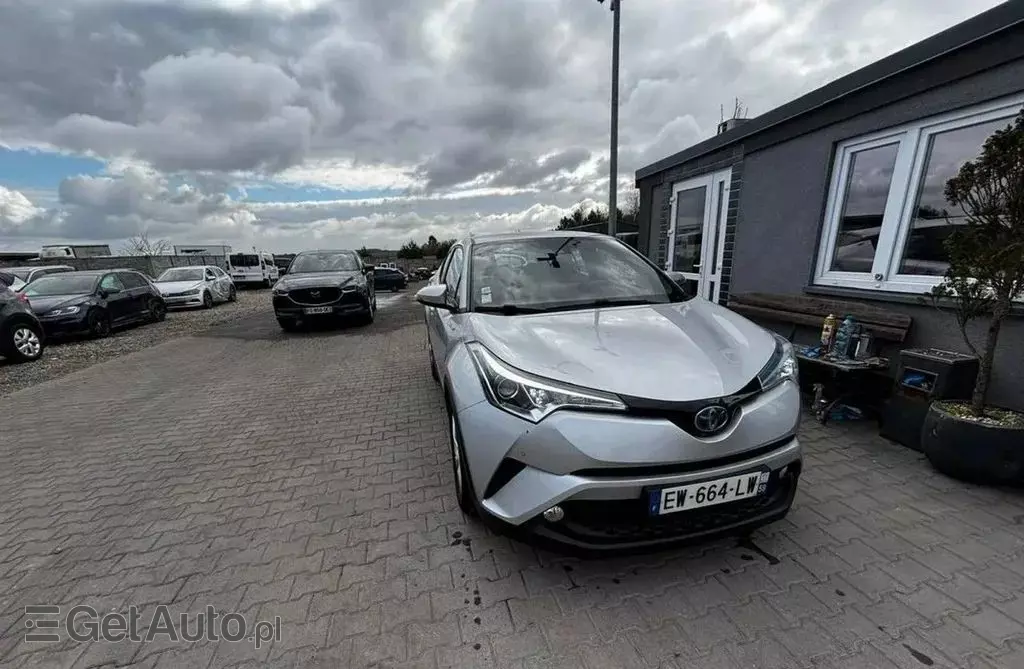 TOYOTA C-HR 
