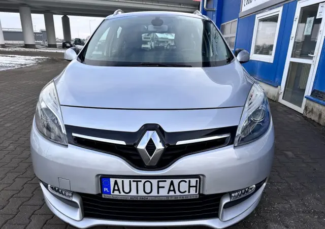 RENAULT Scenic 