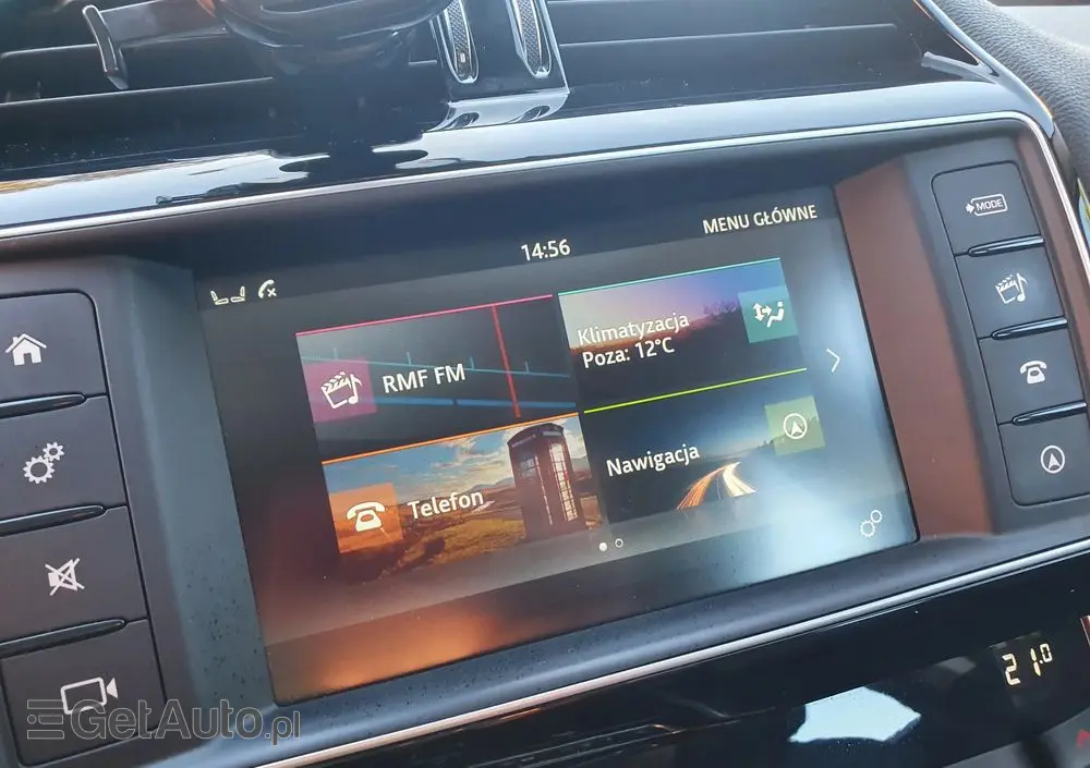 JAGUAR XE 