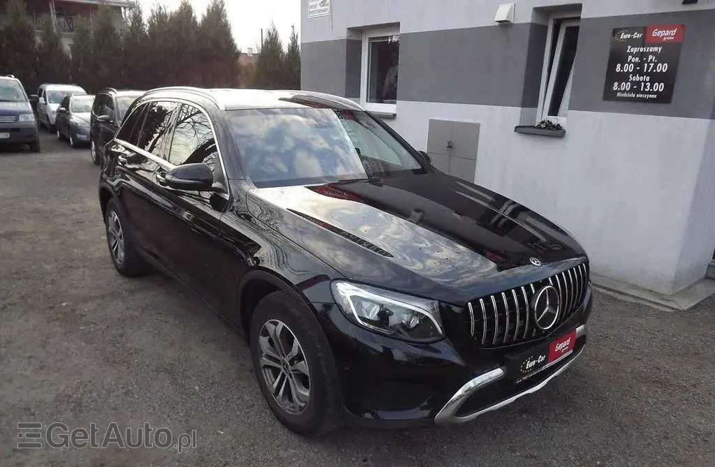 MERCEDES-BENZ GLC 