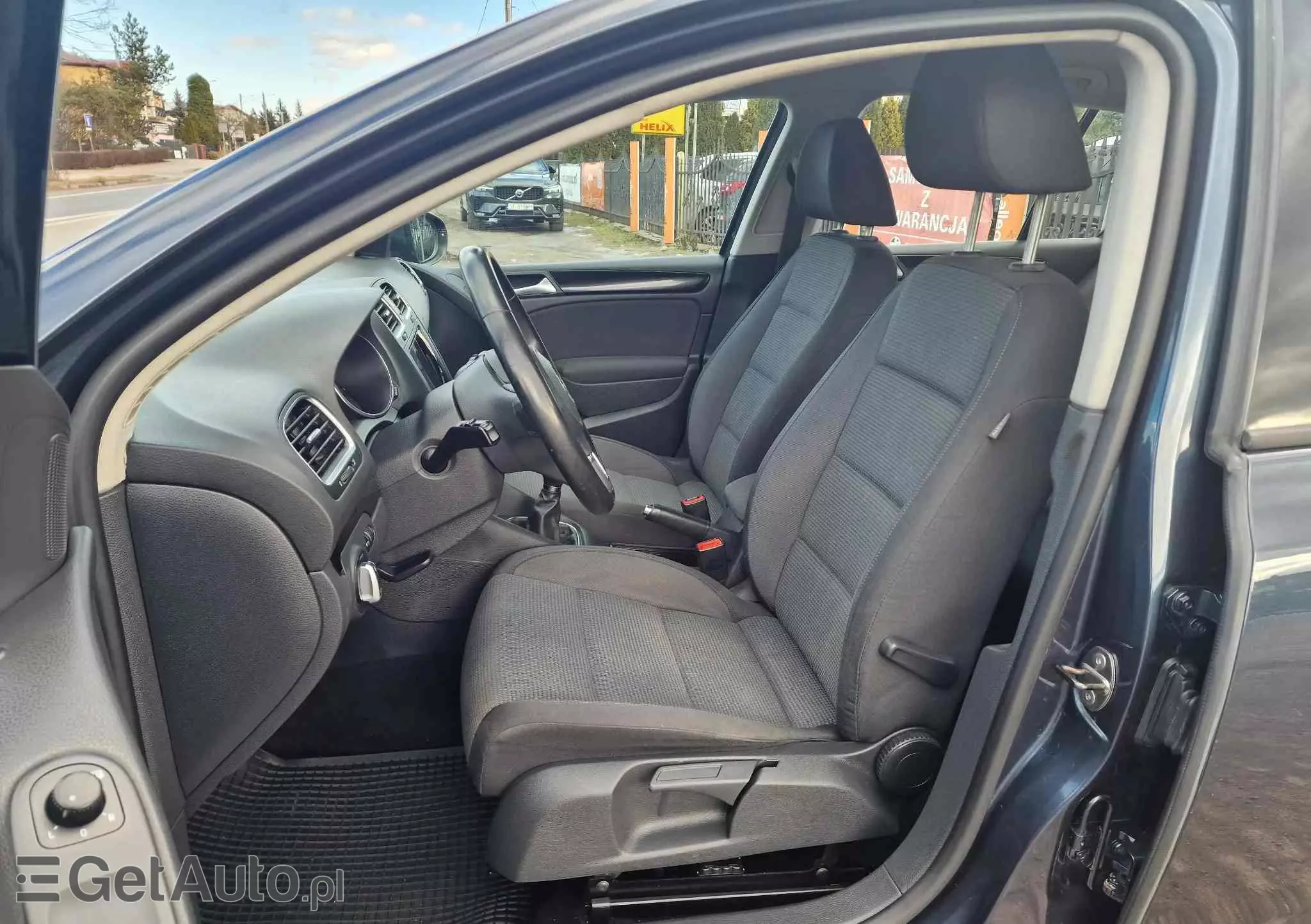 VOLKSWAGEN Golf 1.6 Edition