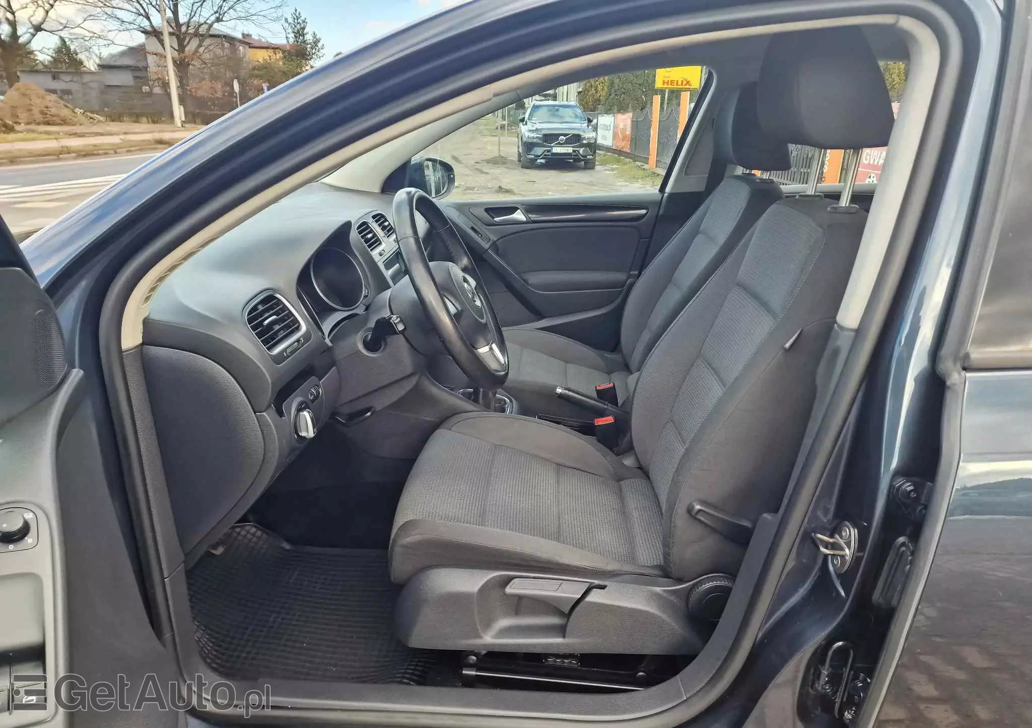 VOLKSWAGEN Golf 1.6 Edition