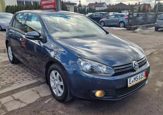 VOLKSWAGEN Golf 1.6 Edition