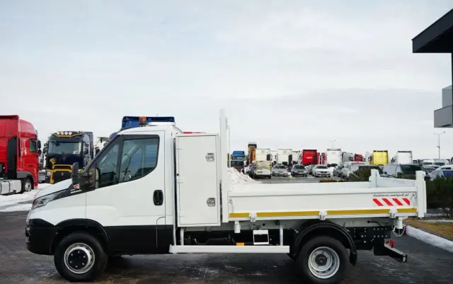 IVECO DAILY 70-180 / WYWROTKA TYLNOZSYPOWA 2,8 M / DMC: 7,0 T / BLIŹNIAK / HI-MATIC / 