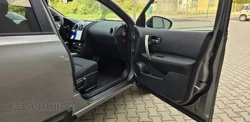 NISSAN Qashqai 2 