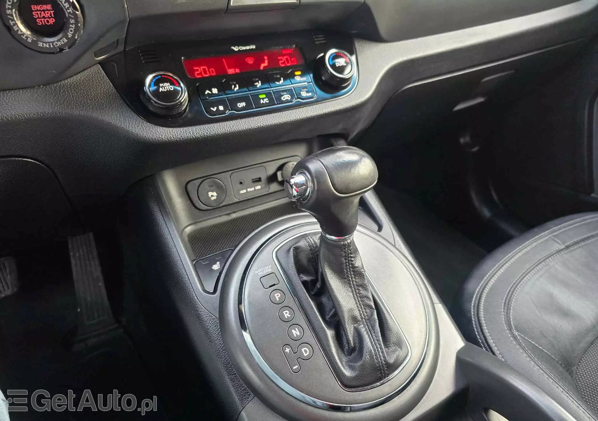 KIA Sportage 2.0 CVVT 4WD Automatik Fifa World Cup Ediition