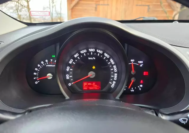 KIA Sportage 2.0 CVVT 4WD Automatik Fifa World Cup Ediition