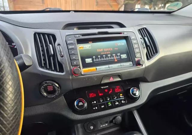 KIA Sportage 2.0 CVVT 4WD Automatik Fifa World Cup Ediition