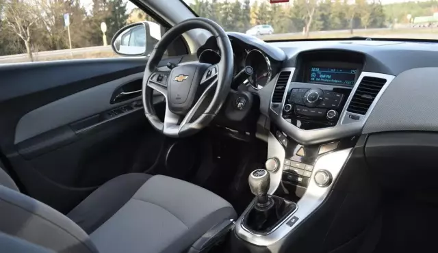 CHEVROLET Cruze 