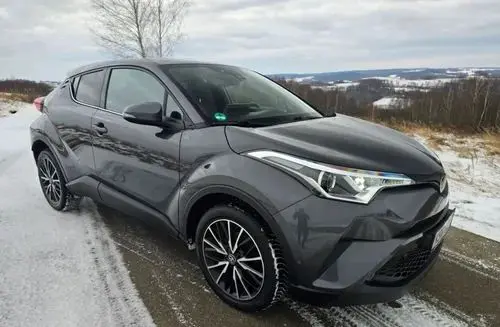 TOYOTA C-HR 