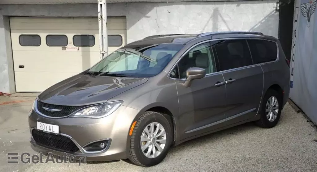 CHRYSLER Pacifica 