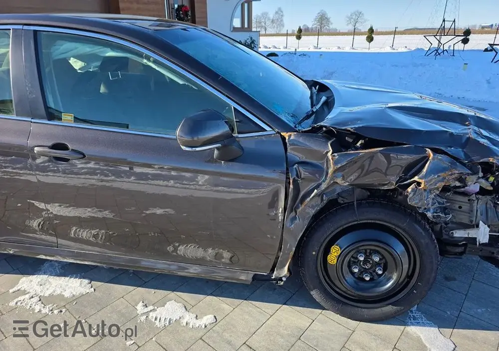 TOYOTA Camry 2.5 Hybrid Comfort CVT