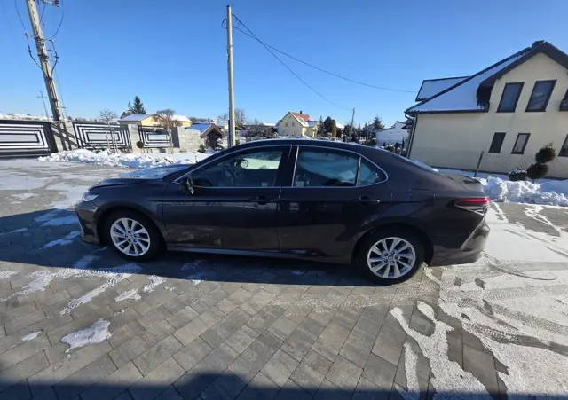 TOYOTA Camry 2.5 Hybrid Comfort CVT
