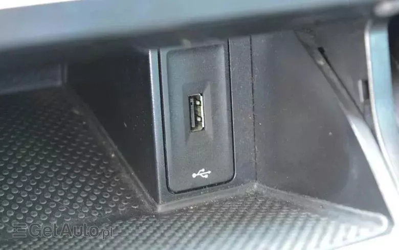 VOLKSWAGEN Golf VII 2.0 TDI BMT Comfortline