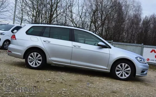 VOLKSWAGEN Golf VII 2.0 TDI BMT Comfortline