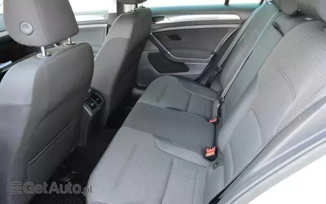 VOLKSWAGEN Golf VII 2.0 TDI BMT Comfortline