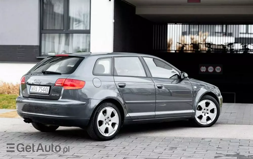 AUDI A3 